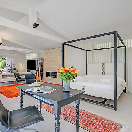 Antibes Loft Retreat - Happy アパート